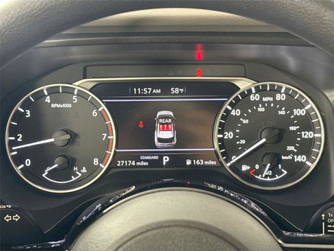 Used 2023 Nissan Rogue SV FWD image 18
