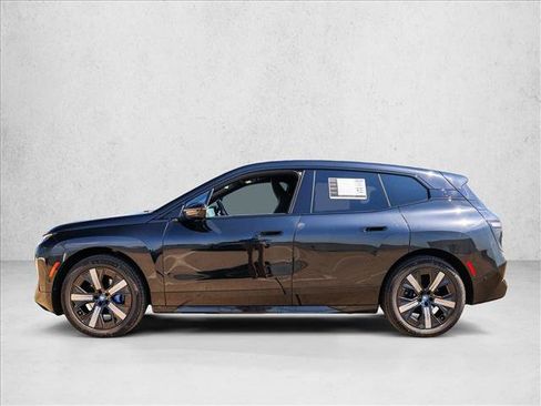 Certified 2024 BMW iX xDrive50 w/ Premium Package AWD/4WD image 8