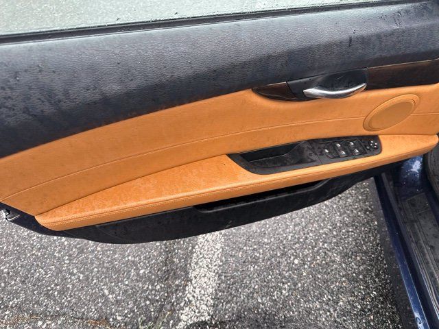 Used 2011 BMW Z4 sDrive30i RWD image 8