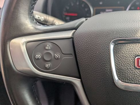 Used 2019 GMC Terrain SLE w/ Driver Convenience Package FWD image 17