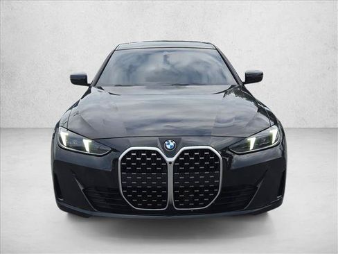Used 2025 BMW 430i w/ Premium Package RWD image 2