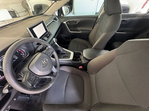 Used 2023 Toyota RAV4 LE FWD image 28