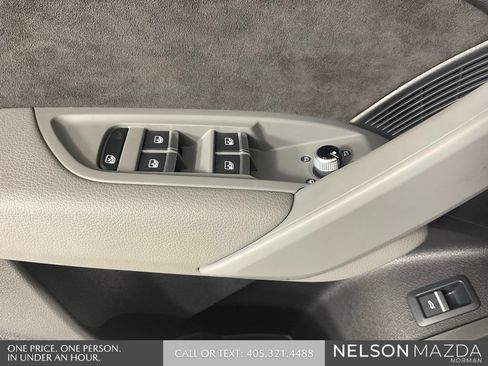 Used 2018 Audi SQ5 Prestige w/ Prestige Package AWD/4WD image 19