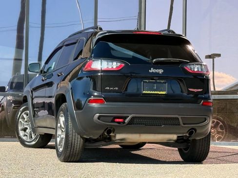 Used 2022 Jeep Cherokee Trailhawk w/ Sun, Sound & Nav Group image 9