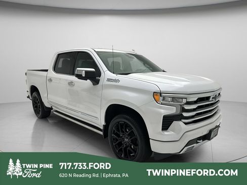 Used 2024 Chevrolet Silverado 1500 High Country w/ High Country Premium Package AWD/4WD image 1