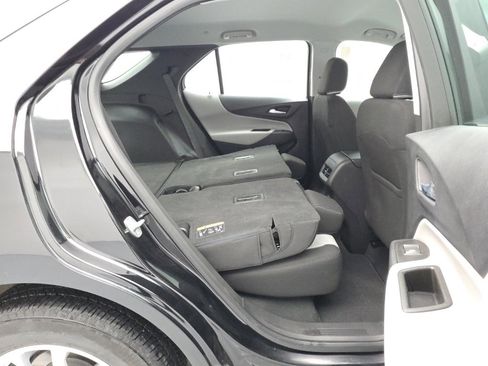 Used 2023 Chevrolet Equinox LS image 42