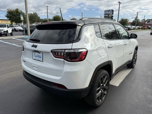 New 2026 Jeep Compass Limited image 8