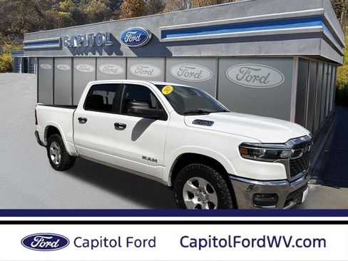 Used 2025 RAM 1500 Big Horn AWD/4WD image 1