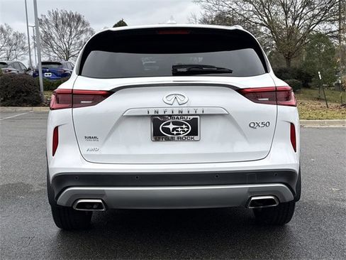 Used 2021 INFINITI QX50 Luxe image 4