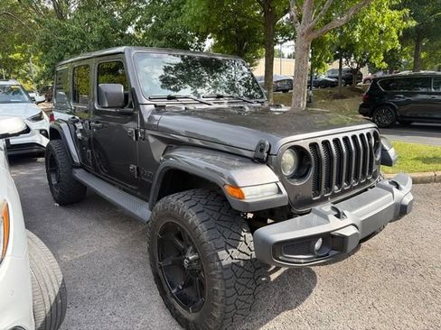 Used 2020 Jeep Wrangler Unlimited Sahara AWD/4WD image 4