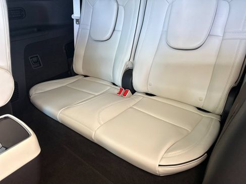 Certified 2023 Lincoln Aviator Black Label AWD/4WD image 14