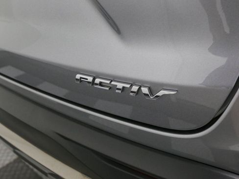 Used 2025 Chevrolet Trax ACTIV w/ Sunroof Package FWD image 12