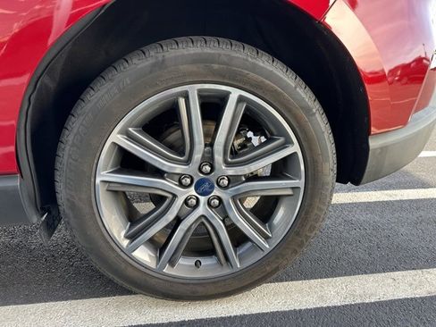 Certified 2020 Ford Edge Titanium image 40