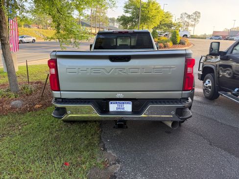Used 2025 Chevrolet Silverado 3500 LT w/ All Star Edition AWD/4WD image 5
