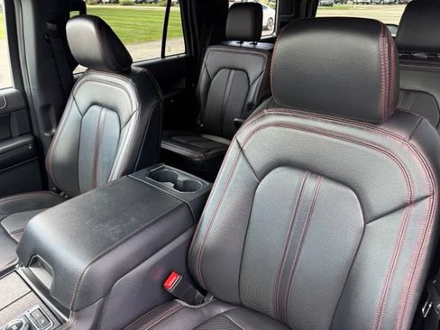 Used 2022 Ford Expedition Limited AWD/4WD image 19