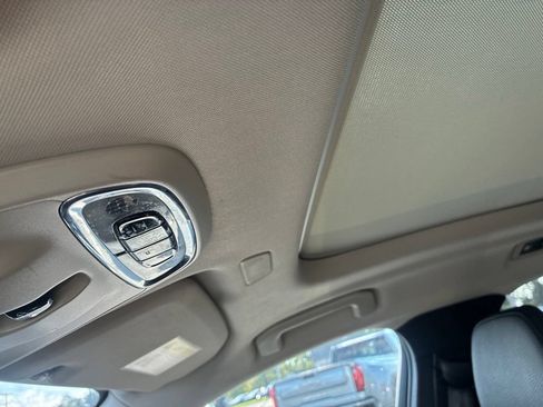 Used 2020 Volvo XC60 T5 Momentum AWD/4WD image 16