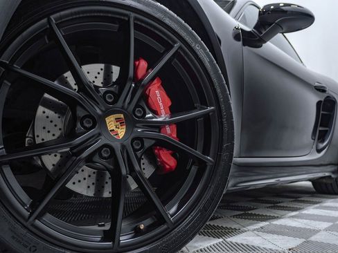 Used 2017 Porsche 718 Cayman S image 5