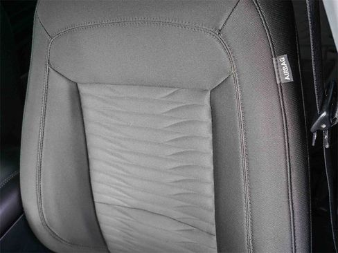 Used 2021 Ford Explorer XLT image 20