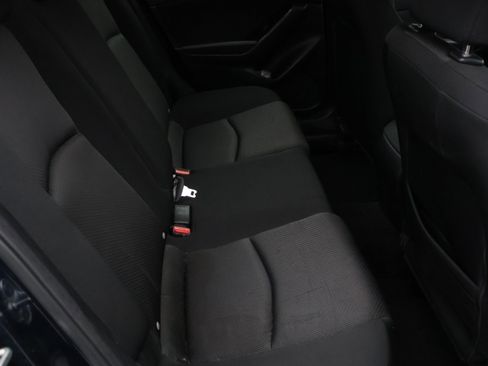 Used 2018 MAZDA MAZDA3 Sport image 13