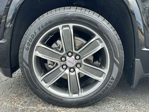 Used 2017 GMC Acadia Denali w/ Technology Package image 14