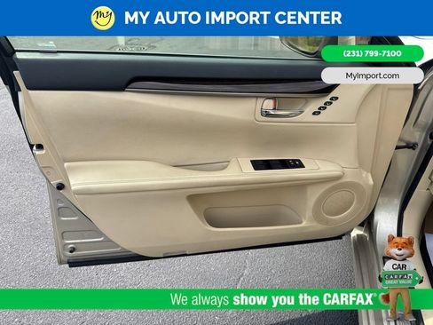 Used 2015 Lexus ES 350 w/ Premium Package FWD image 10