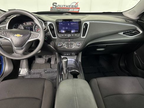 Used 2019 Chevrolet Malibu LT FWD image 18