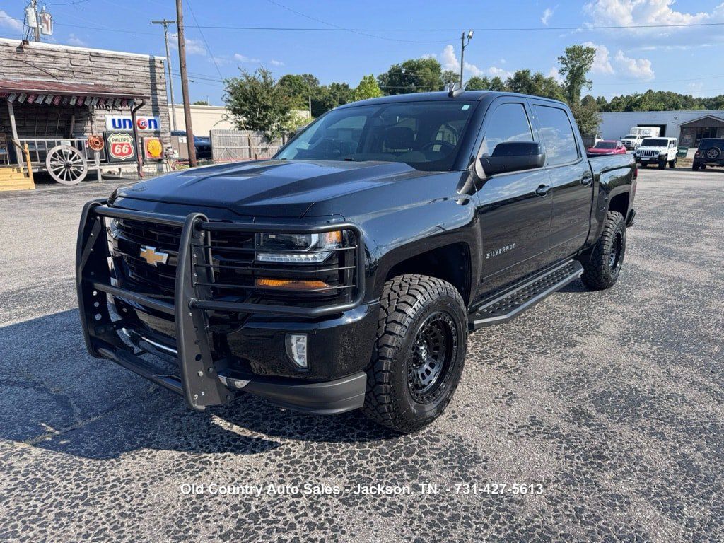 Used 2018 Chevrolet Silverado 1500 LT w/ All Star Edition AWD/4WD image 2