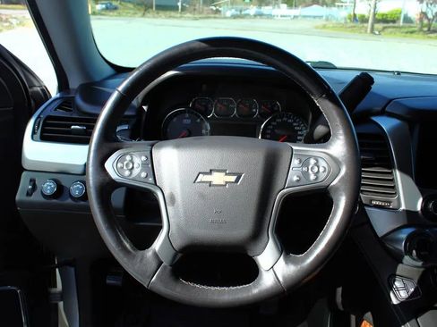 Used 2017 Chevrolet Tahoe Premier AWD/4WD image 14