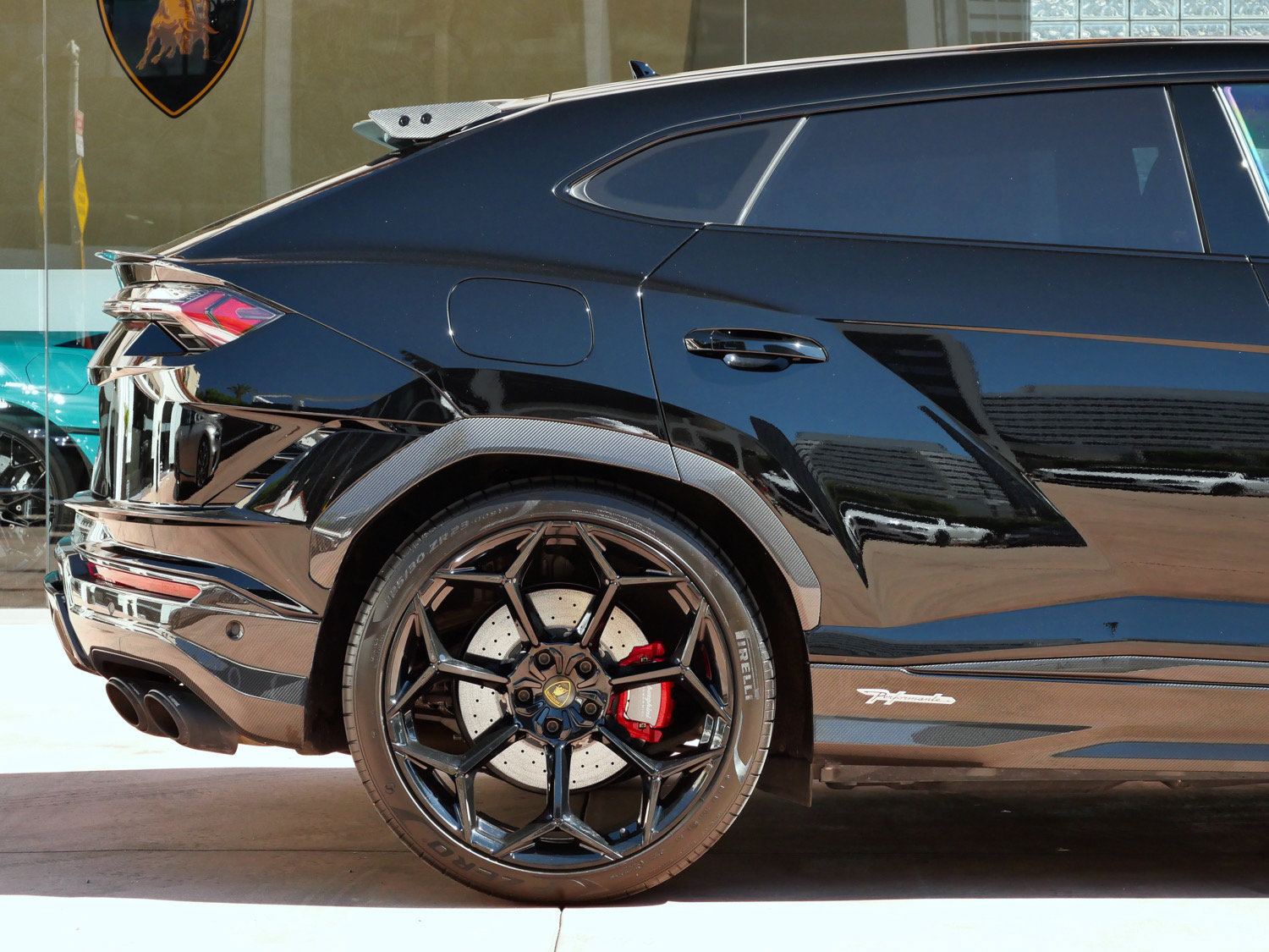 Used 2024 Lamborghini Urus Performante AWD/4WD image 37
