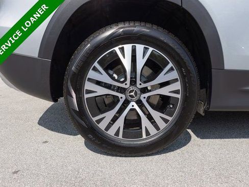 Used 2025 Mercedes-Benz GLB 250 image 11
