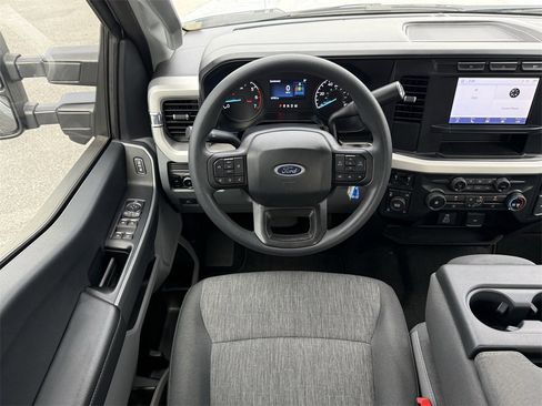 Used 2023 Ford F250 XL w/ STX Appearance Package image 14
