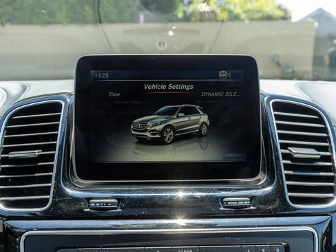 Used 2018 Mercedes-Benz GLE 350 image 18
