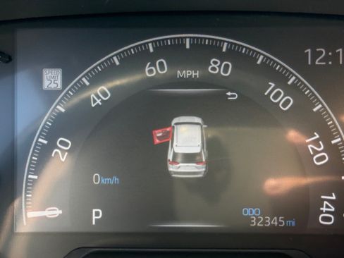 Used 2025 Toyota RAV4 LE AWD/4WD image 11