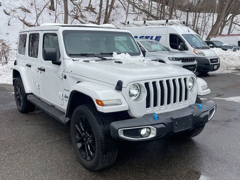 Used 2022 Jeep Wrangler Unlimited Sahara w/ Cold Weather Group image 1