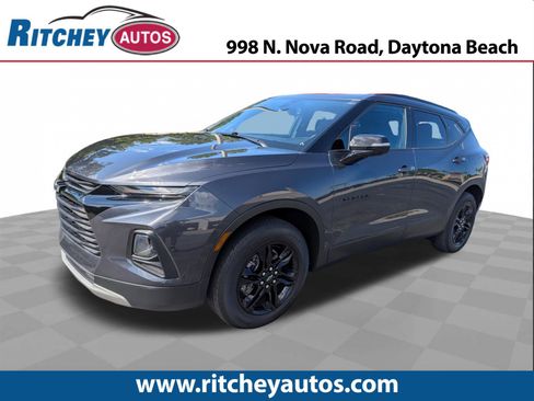 Certified 2021 Chevrolet Blazer LT FWD image 1