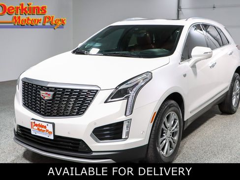 Used 2023 Cadillac XT5 Premium Luxury w/ Technology Package AWD/4WD image 1