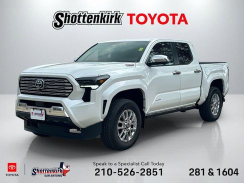 Used 2025 Toyota Tacoma Limited AWD/4WD image 1