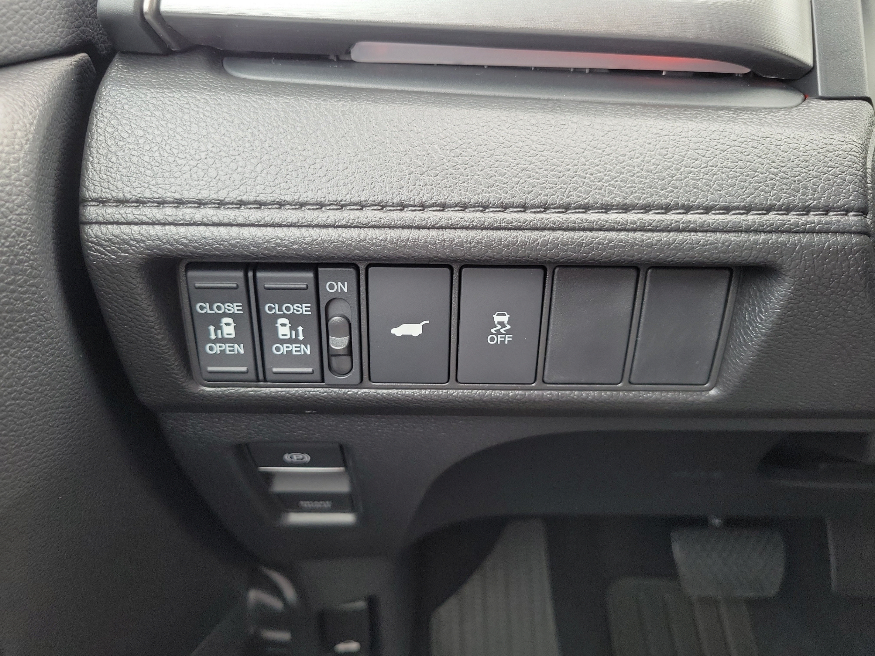 New 2026 Honda Odyssey Sport-L image 28
