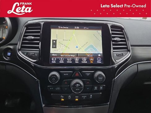 Used 2019 Jeep Grand Cherokee Limited image 18