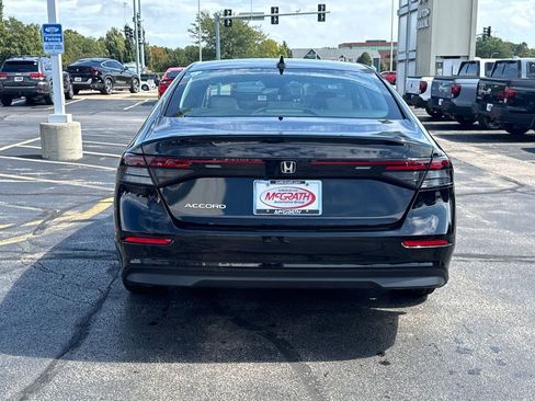 Used 2024 Honda Accord EX image 10