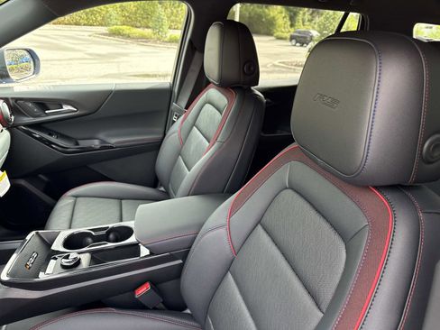 New 2026 Chevrolet Equinox RS w/ Convenience Package III FWD image 20