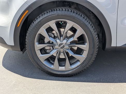 Used 2022 Kia Sorento SX Prestige w/ Rust Color Package AWD/4WD image 13