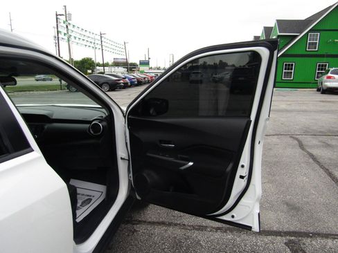 Used 2023 Nissan Kicks SV FWD image 22