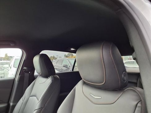 Certified 2022 Cadillac XT4 Sport w/ Cold Weather Package image 18