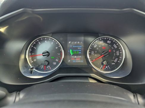 Used 2022 Toyota RAV4 XLE w/ Convenience Package image 30