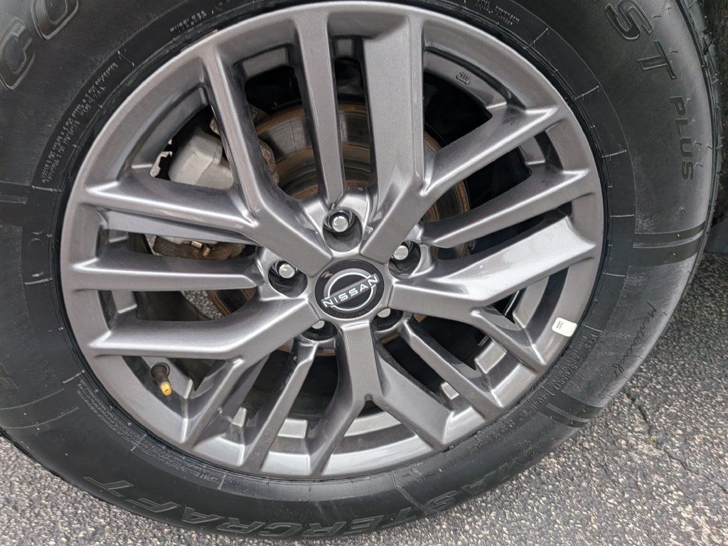 Used 2026 Nissan Rogue SV AWD/4WD image 43