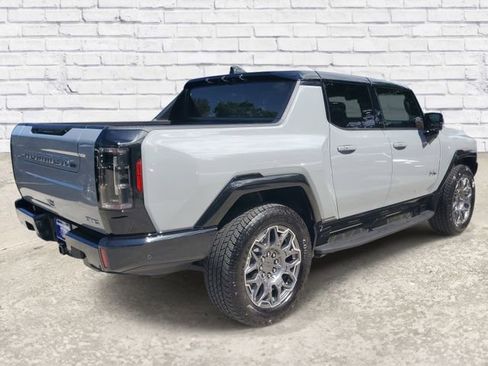 Used 2024 GMC Hummer EV 3X AWD/4WD image 4