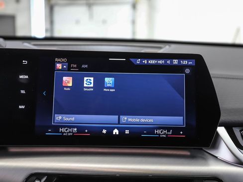 New 2026 BMW X2 xDrive28i w/ Technology Package image 16