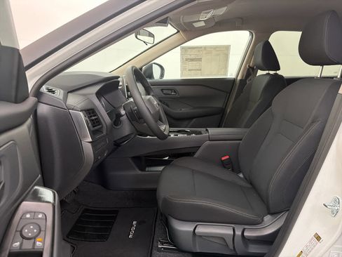 New 2026 Nissan Rogue S image 10