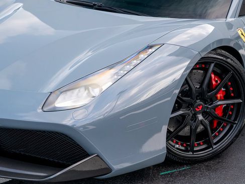 Used 2016 Ferrari 488 GTB RWD image 3